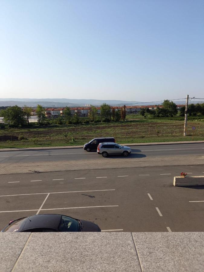 Iasi David'S Apartments - Breakfast Exterior photo
