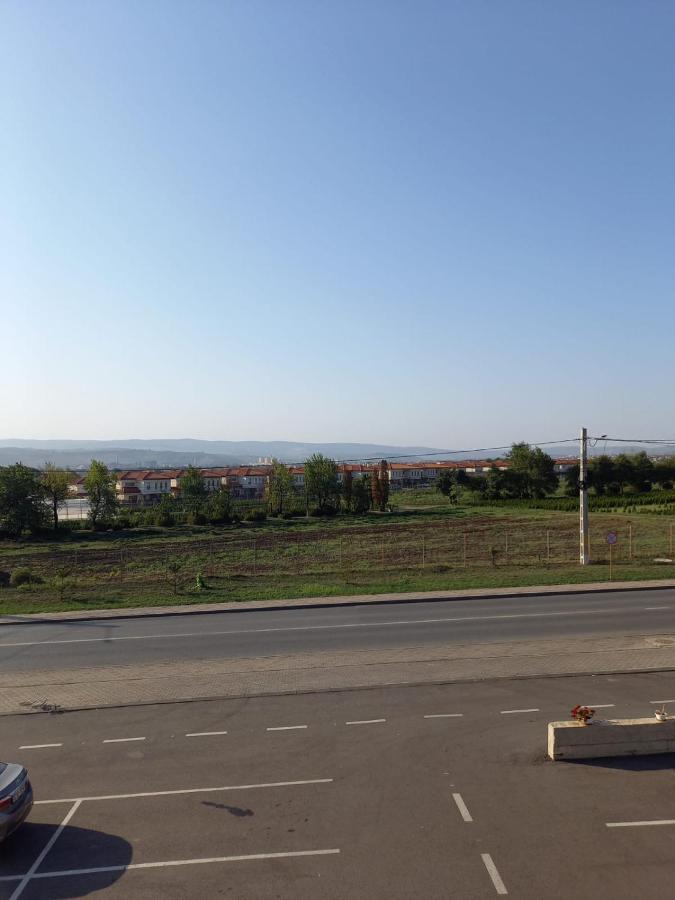 Iasi David'S Apartments - Breakfast Exterior photo
